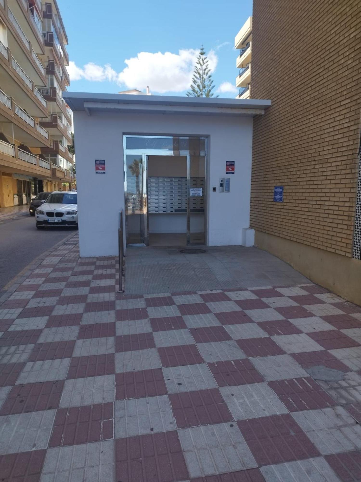 Familiarronda4 Leilighet *